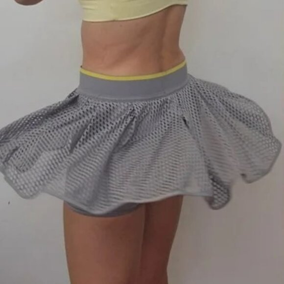 NWT Adidas Stella McCartney Laser tennis skort skirt M Medium gray - Picture 3 of 14